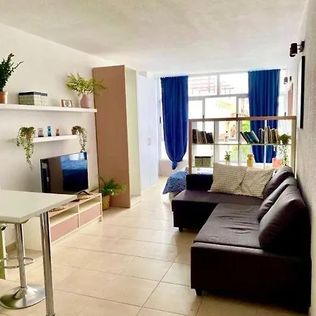 Apartamento Golden Wave 3 *